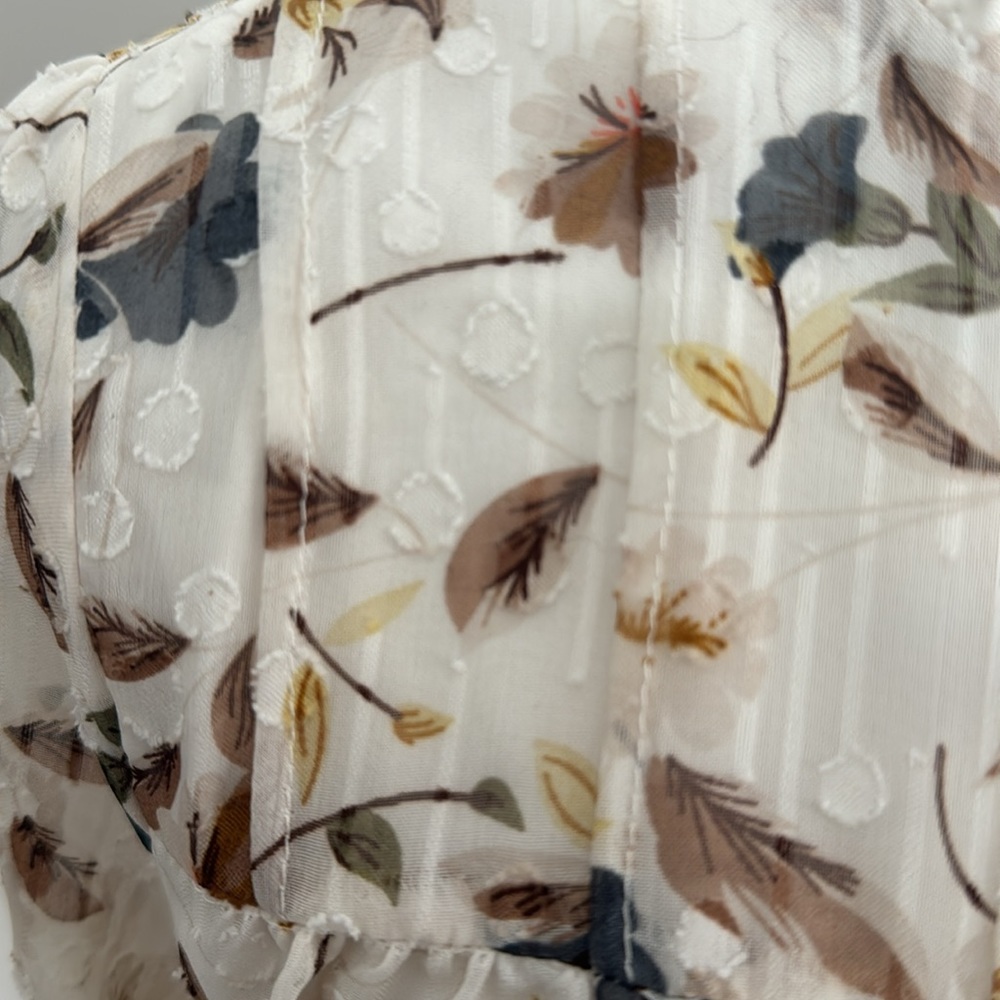 EUC BaeVely Floral Ruffle Blouse Size Medium - Picture 6 of 15